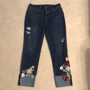 Chico’s So slimming Girlfriend Ankke Jean